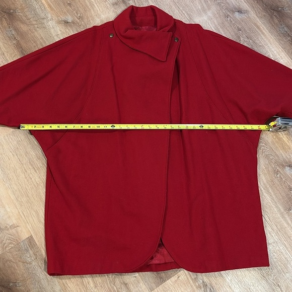 Vintage 80’s Red Wool Open Front Swing Coat - Picture 10 of 11